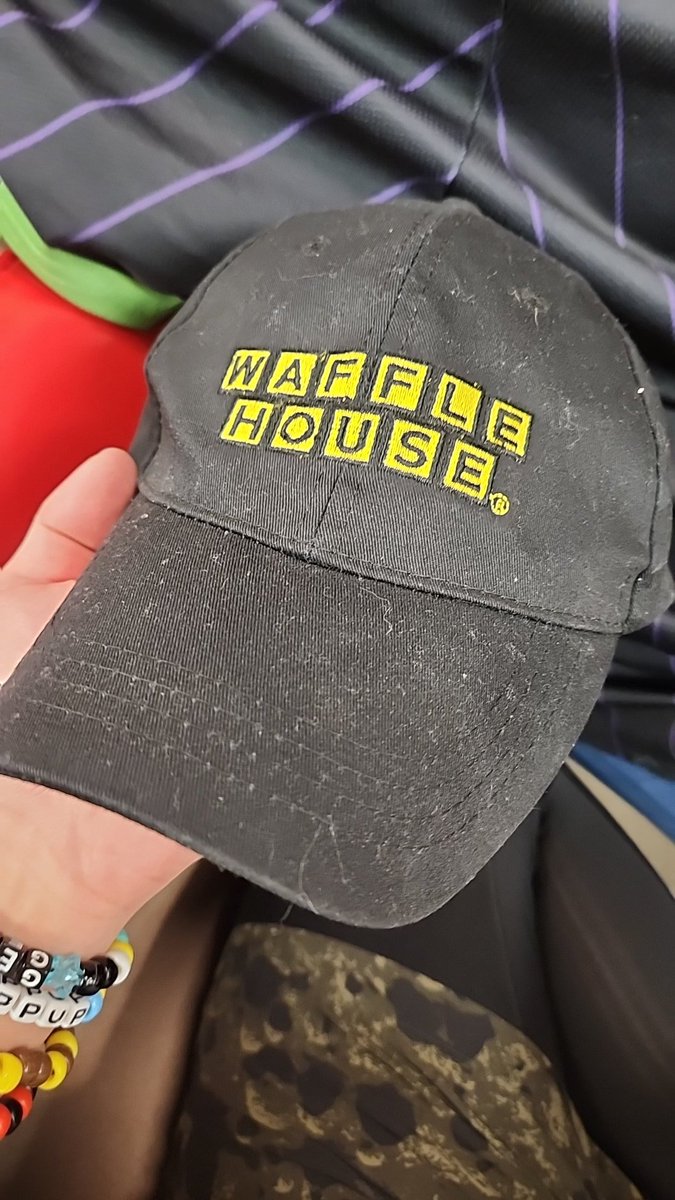 CAPS LOCK CANINE @ LVFC 🌹⛓️🌈 tweet media