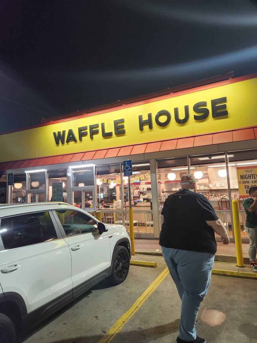 CAPS LOCK CANINE @ LVFC 🌹⛓️🌈 tweet media