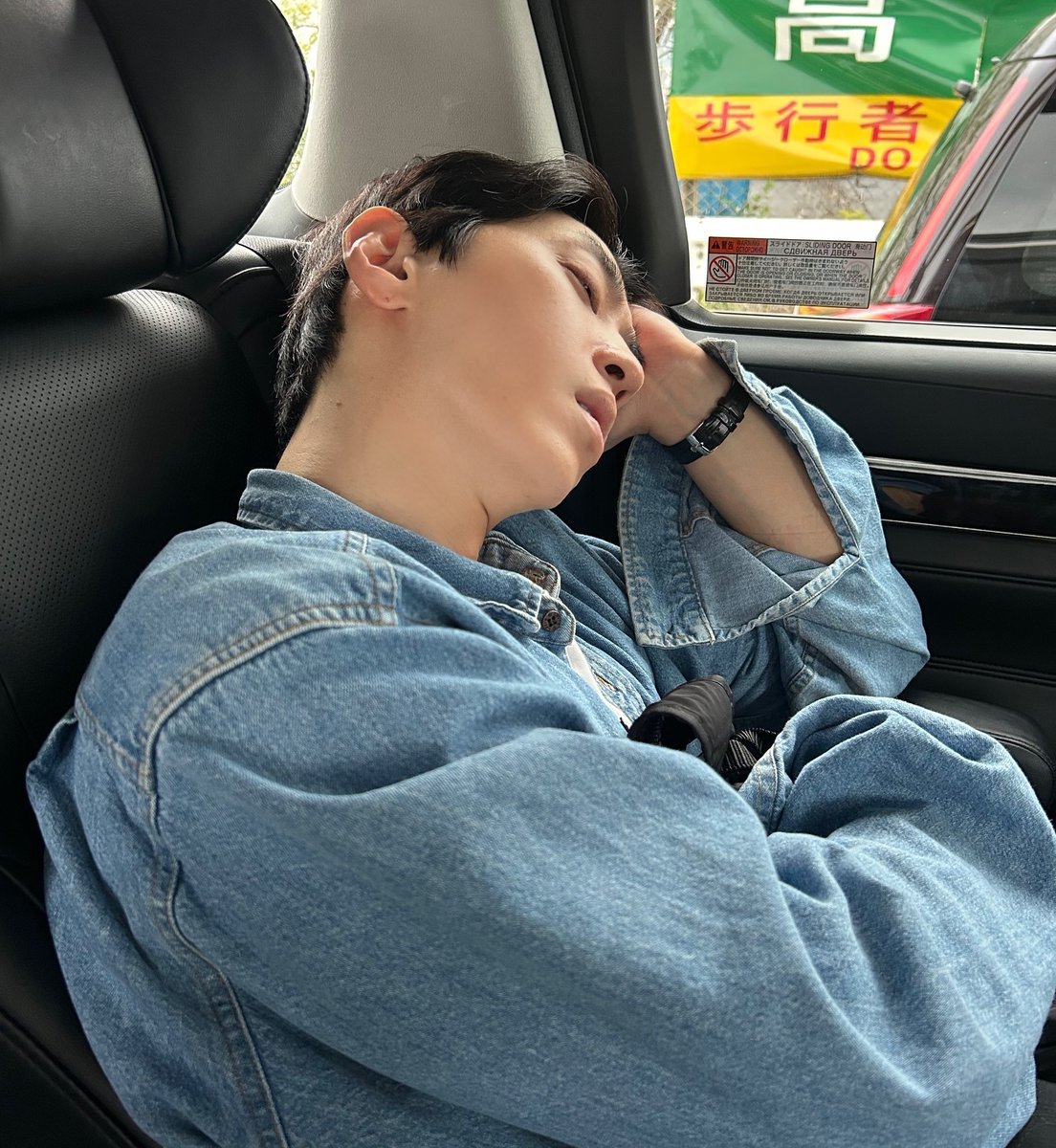 Hello new convo mau ga???