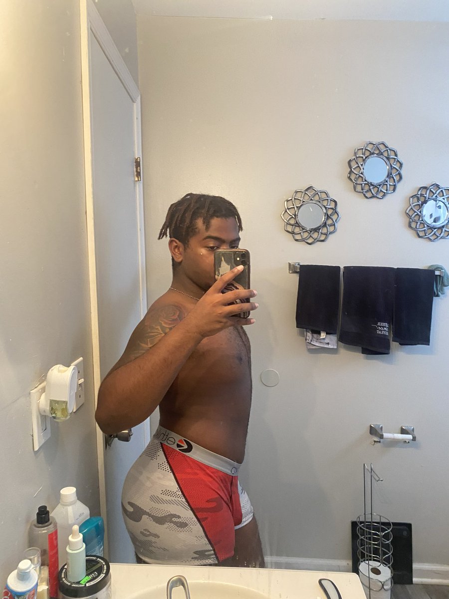 Trewdaphatty's tweet photo. @Seba_Ali0 Real thic boo https://t.co/BIW4yypTnl