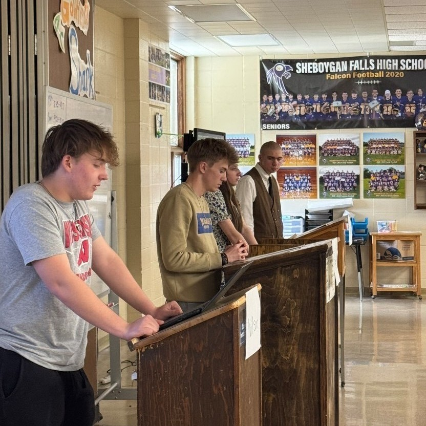 Sheb_FallsSD's tweet photo. The AP History students held an mock Election of 1912 in Mr. Zablocki's class today.

AP History is one of five AP courses SFHS has to offer. https://t.co/rgnc61PcIL