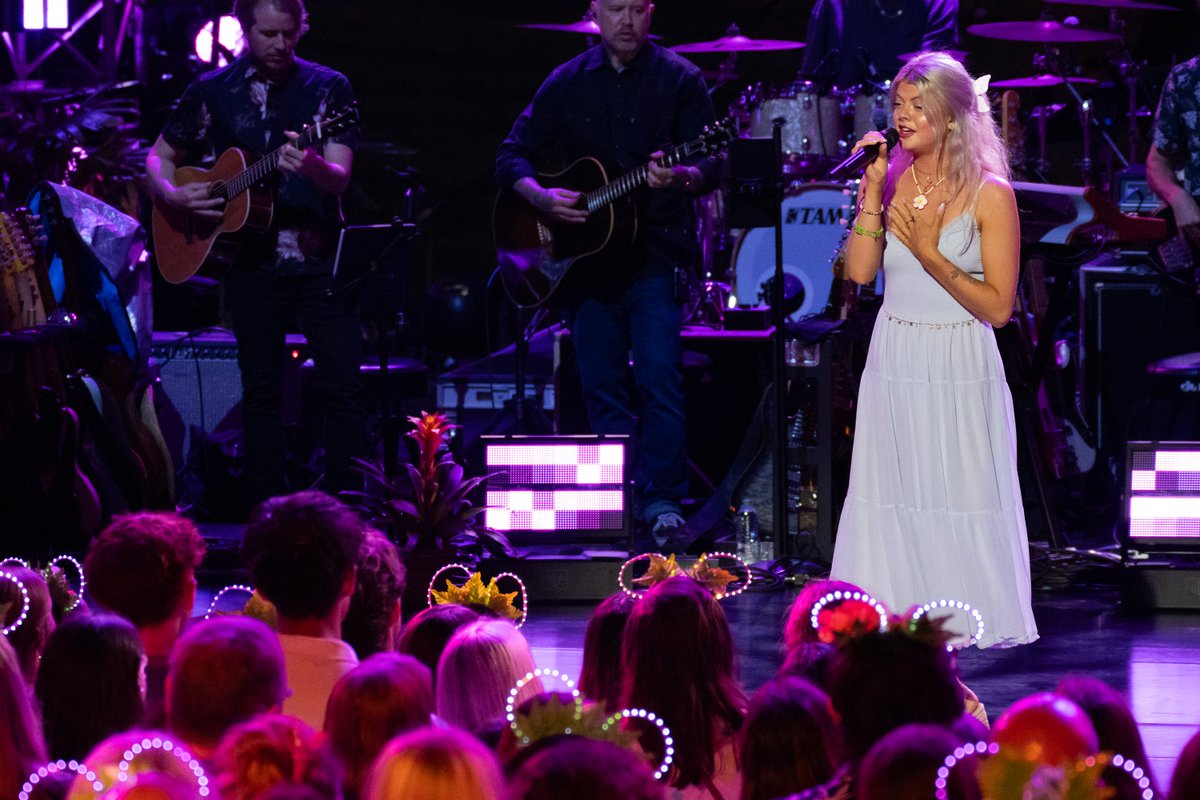 American Idol tweet media