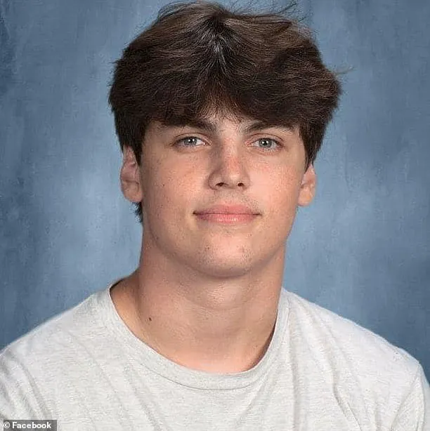 Guess who isn't SAFE at home?

Guess who isn't "celebrating" tonight?

Guess which youth wasn't "protected" from knife-wielding feral animals?

Austin Metcalf