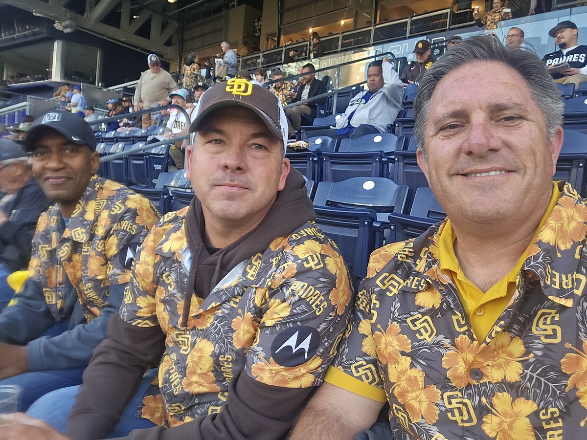 ChrisCastberg's tweet photo. #ForTheFaithful https://t.co/SHm4nX1GlT