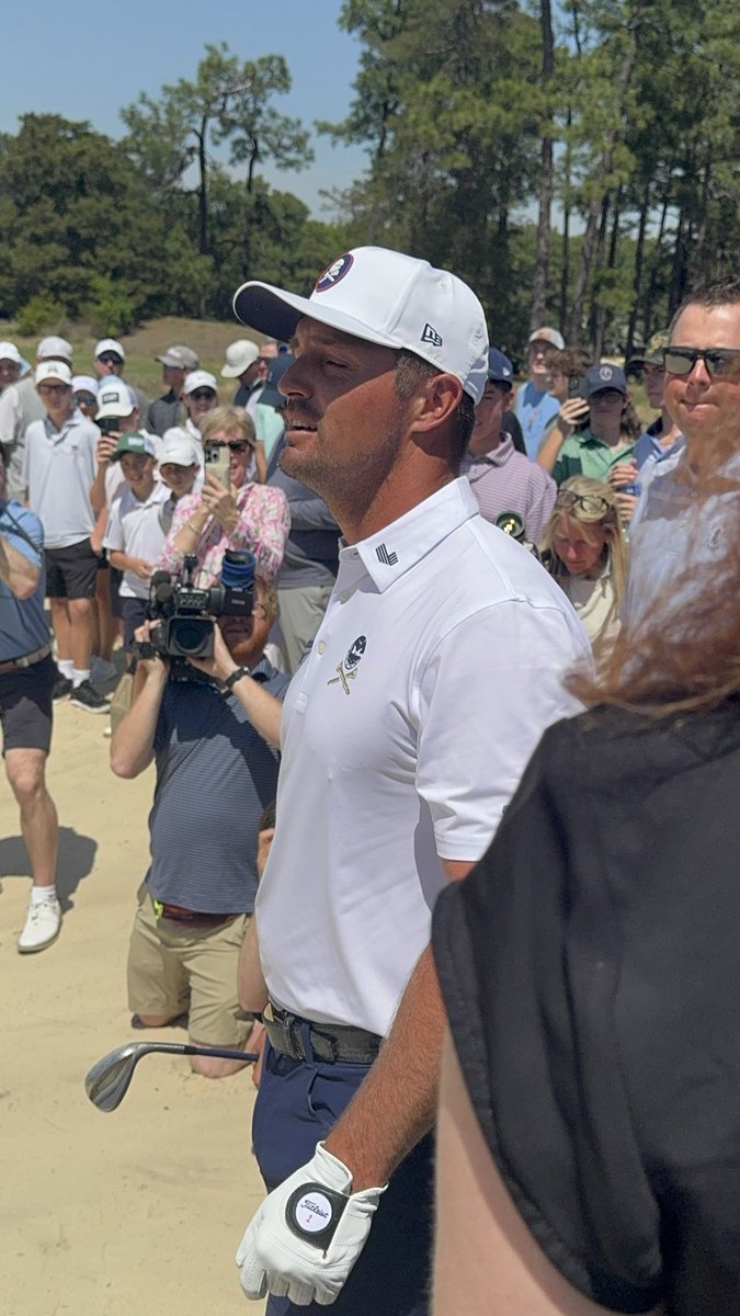 BrettHSanborn's tweet photo. @brysondech came by Pinehurst today and recreated “The shot of my life.”  He gave the crowd three attempts and graciously gave his time afterwards. https://t.co/VBCGiV7EIG