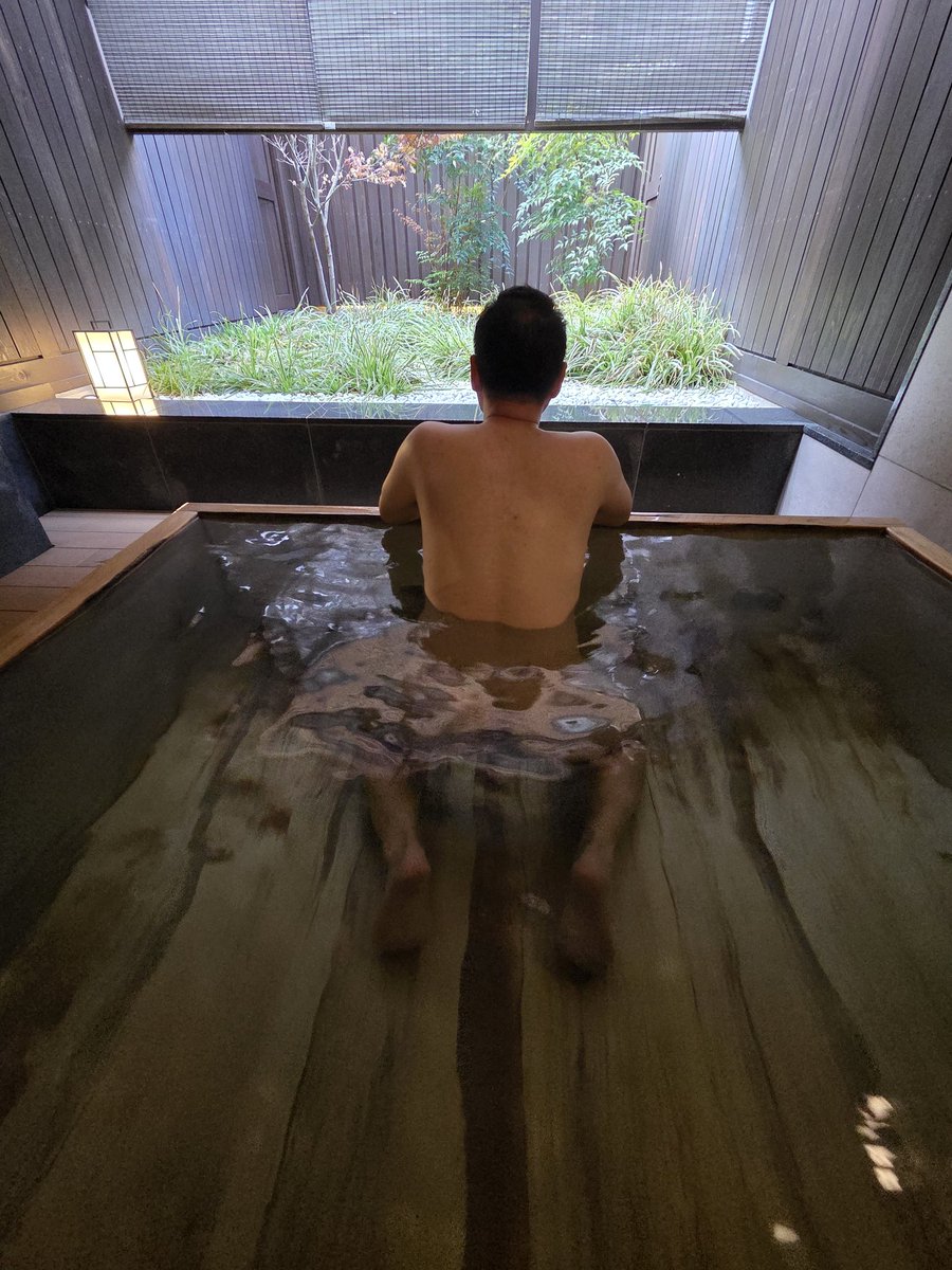 NionSwim's tweet photo. Private onsen in Japan with daddy~
Relaxing. 🏳️‍🌈🇸🇬😊❤️
#onsen #gaysg #gay #sexy https://t.co/GzvHAPYRJF