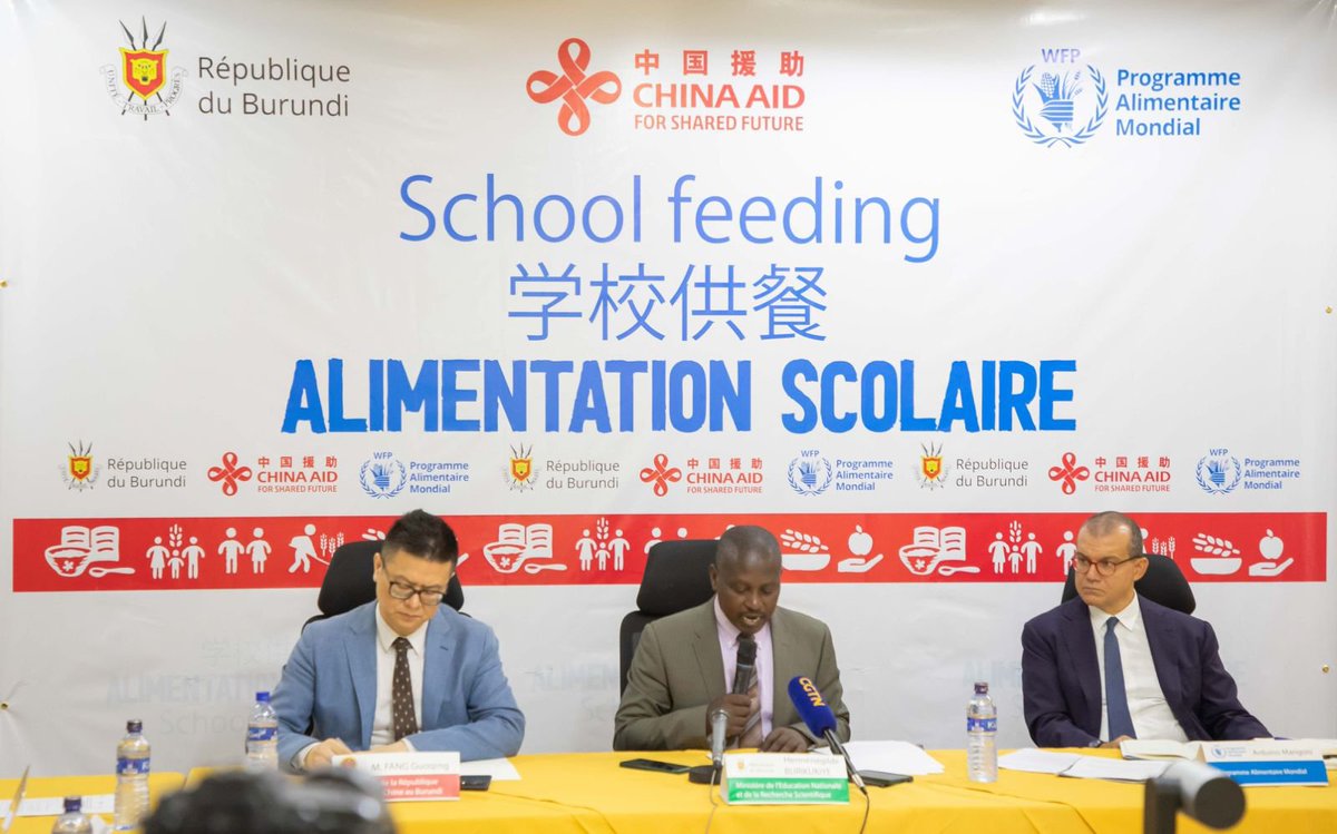 DGAfrica_MFA's tweet image. Supported by Global Development &amp;amp; South-South Cooperation Fund &amp;amp; #WorldFoodProgram, the school feeding project in Burundi was successfully completed. By providing meals to 46,000+ children, the project enhanced kids’ nutrition  and boosted education access.