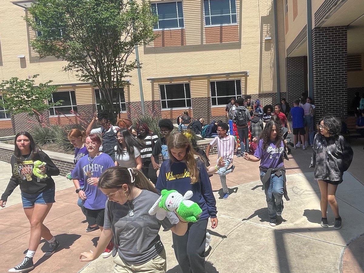 NISDBernalCounseling (@bernalcounselor) on Twitter photo We had a great #PurpleUpDay <a href="/NISDBernal/">Dr. Joe J. Bernal Middle School</a>! Our 524 military connected students received a dog tag as their pass to outside during lunch for a treat, games, and music. 💜 We had a great #PurpleUpDay <a href="/NISDBernal/">Dr. Joe J. Bernal Middle School</a>! Our 524 military connected students received a dog tag as their pass to outside during lunch for a treat, games, and music. 💜