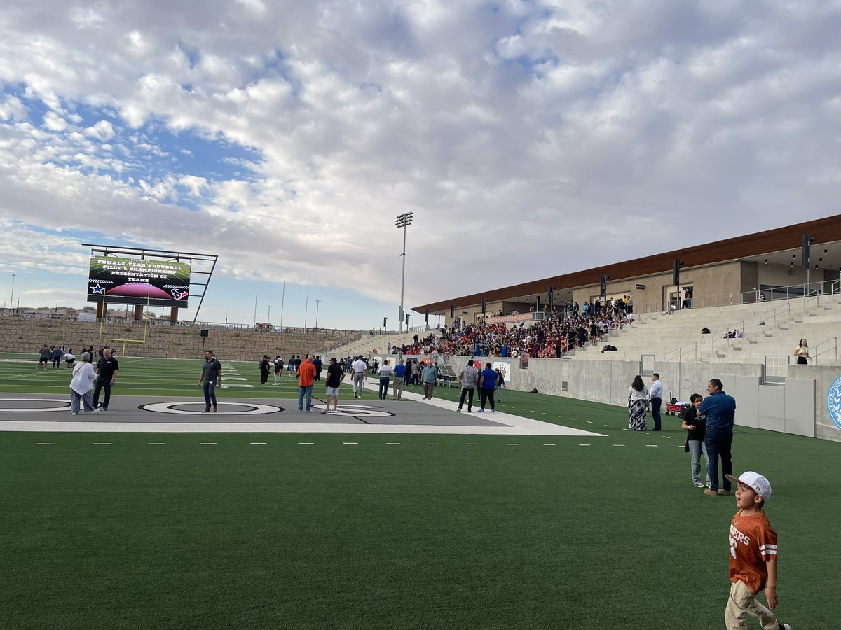 Frank Martinez (@coach1martinez) on Twitter photo Our Aztecs Flag Football Team representing The Empire at the Uniform Unveiling Event at SAC II! <a href="/EDAztecs_HS/">Venessa Betancourt</a> <a href="/SocorroISD/">Socorro ISD</a> <a href="/dallascowboys/">Dallas Cowboys</a> Our Aztecs Flag Football Team representing The Empire at the Uniform Unveiling Event at SAC II! <a href="/EDAztecs_HS/">Venessa Betancourt</a> <a href="/SocorroISD/">Socorro ISD</a> <a href="/dallascowboys/">Dallas Cowboys</a>