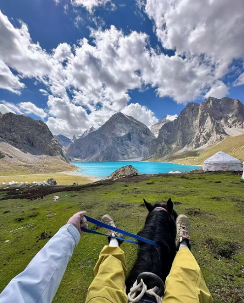 telegram_porn33's tweet photo. Grasslands, snow-capped mountains, jungles, streams, cliffs, all kinds of beauty, only through the toughest moments will suddenly give you a visual shock, and there are a few moments that make me feel the meaning of life and the preciousness of the people around me. https://t.co/DYd8DuzkiI