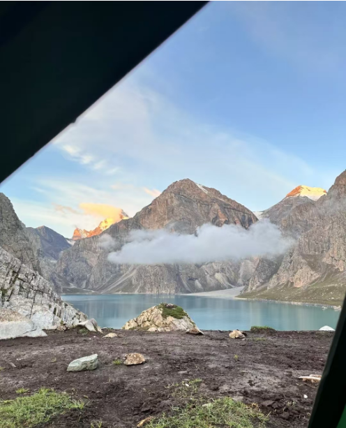 telegram_porn33's tweet photo. Grasslands, snow-capped mountains, jungles, streams, cliffs, all kinds of beauty, only through the toughest moments will suddenly give you a visual shock, and there are a few moments that make me feel the meaning of life and the preciousness of the people around me. https://t.co/DYd8DuzkiI
