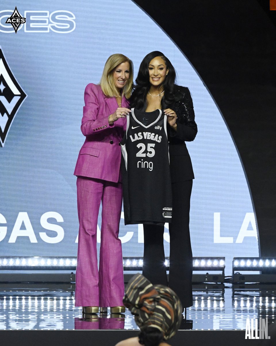🎲🌊

<a href="/aaliyah_nye/">Aaliyah Nye</a> // #WNBADraft