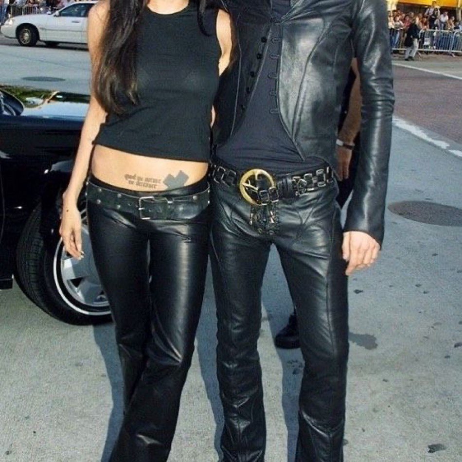 ❦ (@saintdoii) on Twitter photo 