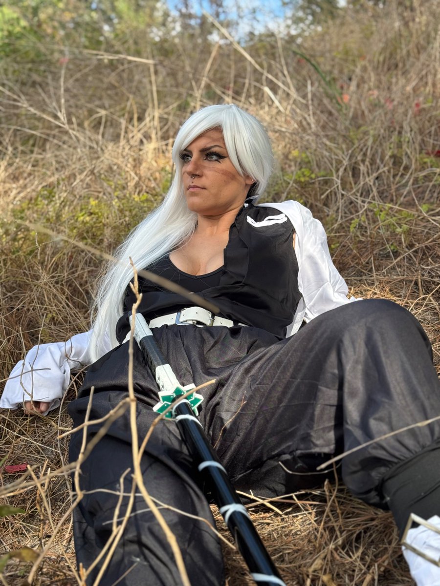 AAMILLZ44's tweet photo. life update: Sanemi is fun to cosplay. Dominican Republic was beautiful and free drinks were top tier. I still hate flying. I love being in the mountains. NY trip planned for September. I also have another huge trip planned for 2026 👀 https://t.co/ThDlLJKuKH