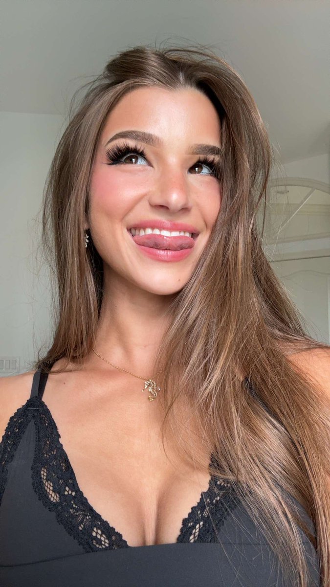 BrookeMonkAcc's tweet photo. 💖🦝  So naughty👅 🦝💖 https://t.co/PlXKXnN7wH