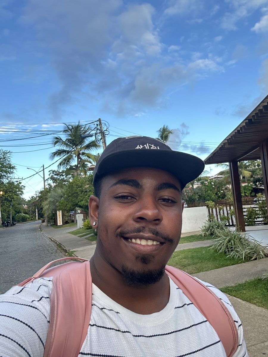 ieusouwill's tweet photo. dando uma de viajante nas férias https://t.co/P1Al2tlPca