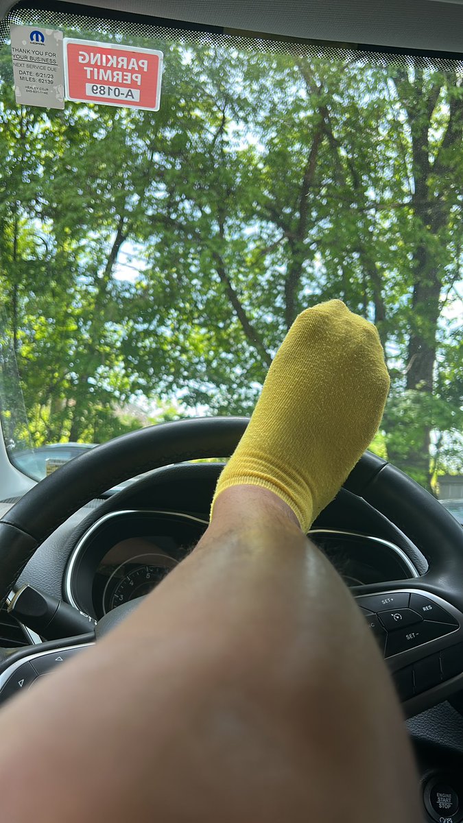 skai_lah's tweet photo. #Findom #GoddessEnergy #BratGoddess #PayToExist #FirstClassOnly #BookMeDontBoreMe #FeetGoddess #SissyWallet #CashPig #ServeAndObey #SendNStaySilent https://t.co/k4SBMrQUhX