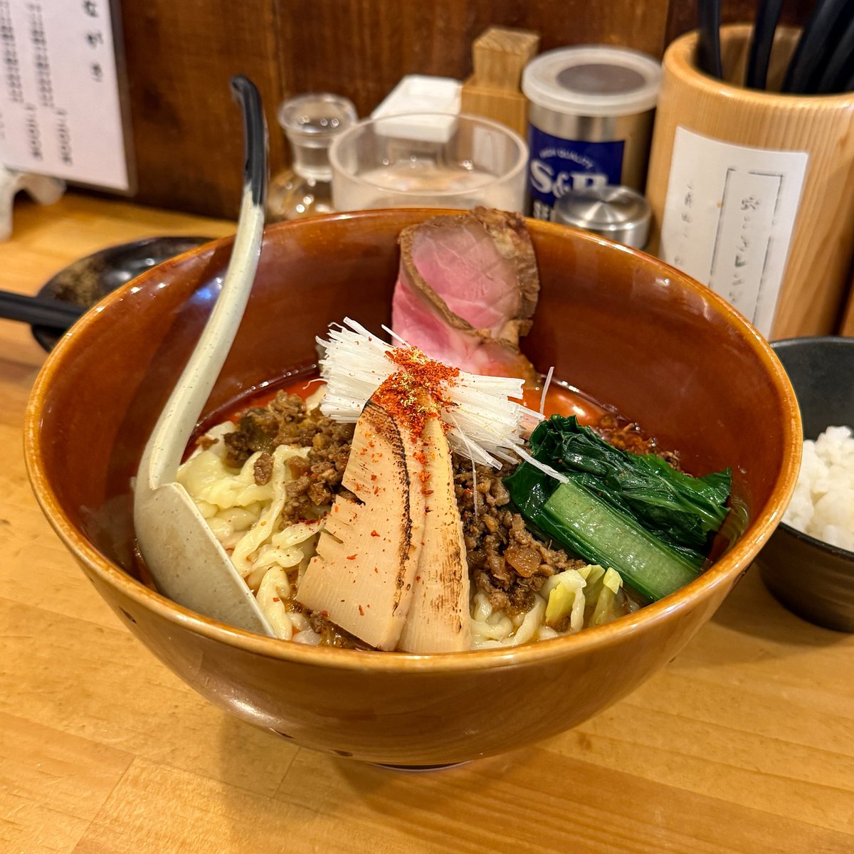 2ヶ月ぶりの麺山椒さん🤤
営業時間が5時までになったのでギリギリ間に合いました😊

美味しく完食！
ご馳走さまでした🙏✨

#追浜 #担々麺 #麺山椒
