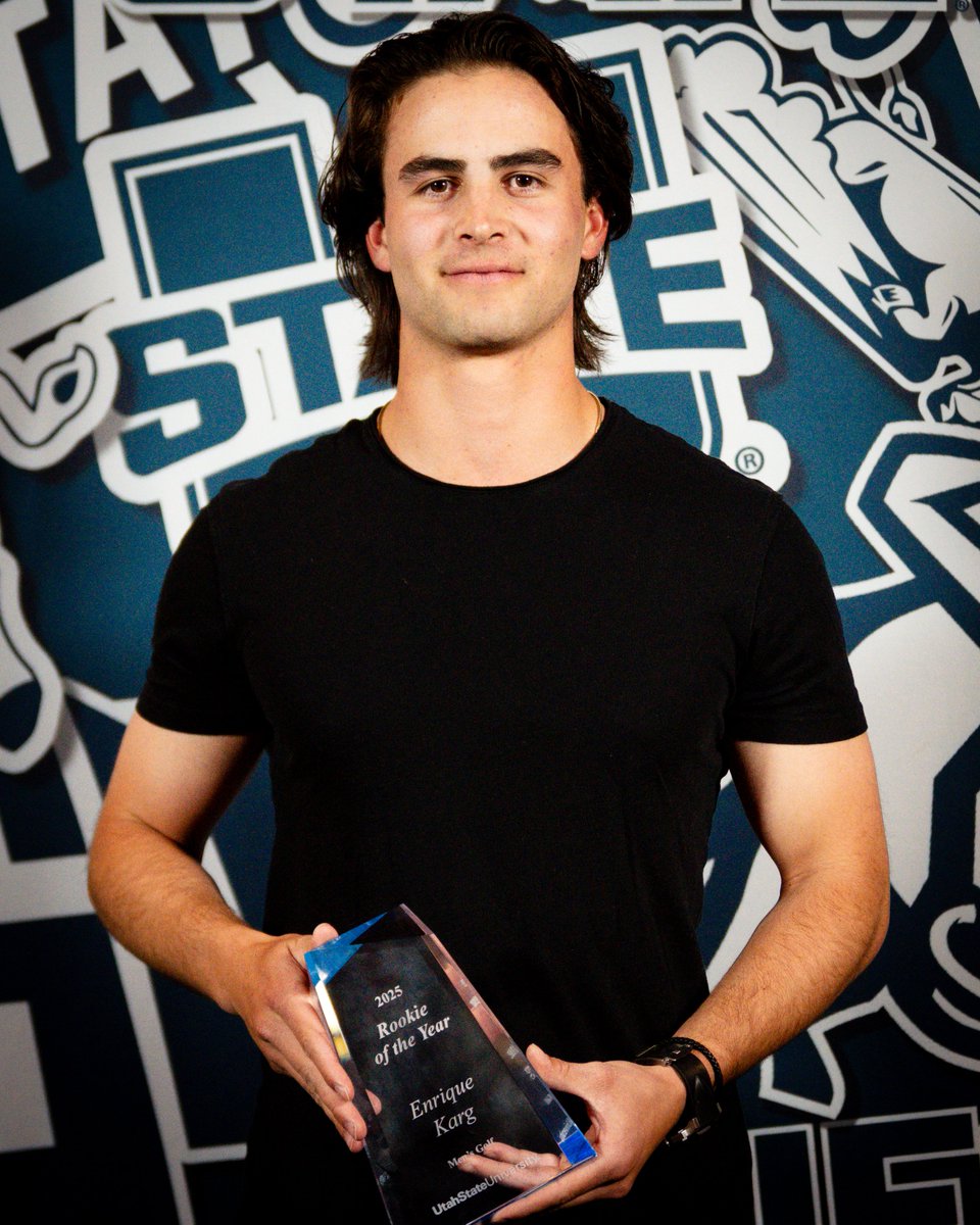 🏌️‍♂️Congratulations to Enrique Karg!🏆 

Enrique was named Utah State's Male Rookie of the Year at the Sagebrush Awards! Watch out, golf world! 🌟⛳️

#AggiesAllTheWay