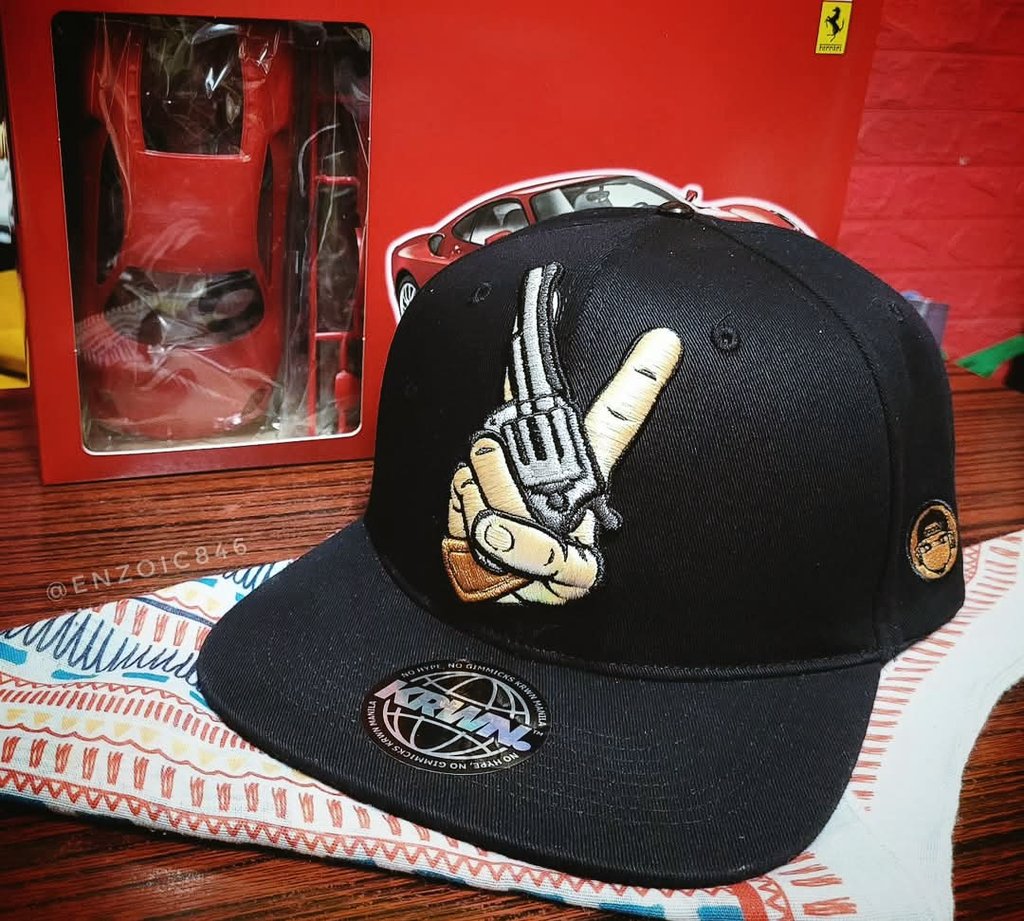 enzoic846's tweet image. 'MAN FROM MANILA'
29TH release for KINGS LIMITED
KING Francis M Tribute Cap
Krown Manila 
"You Can't Talk Peace And Have A Gun"
#CapCollection 
#BacheLure 
#capgasm