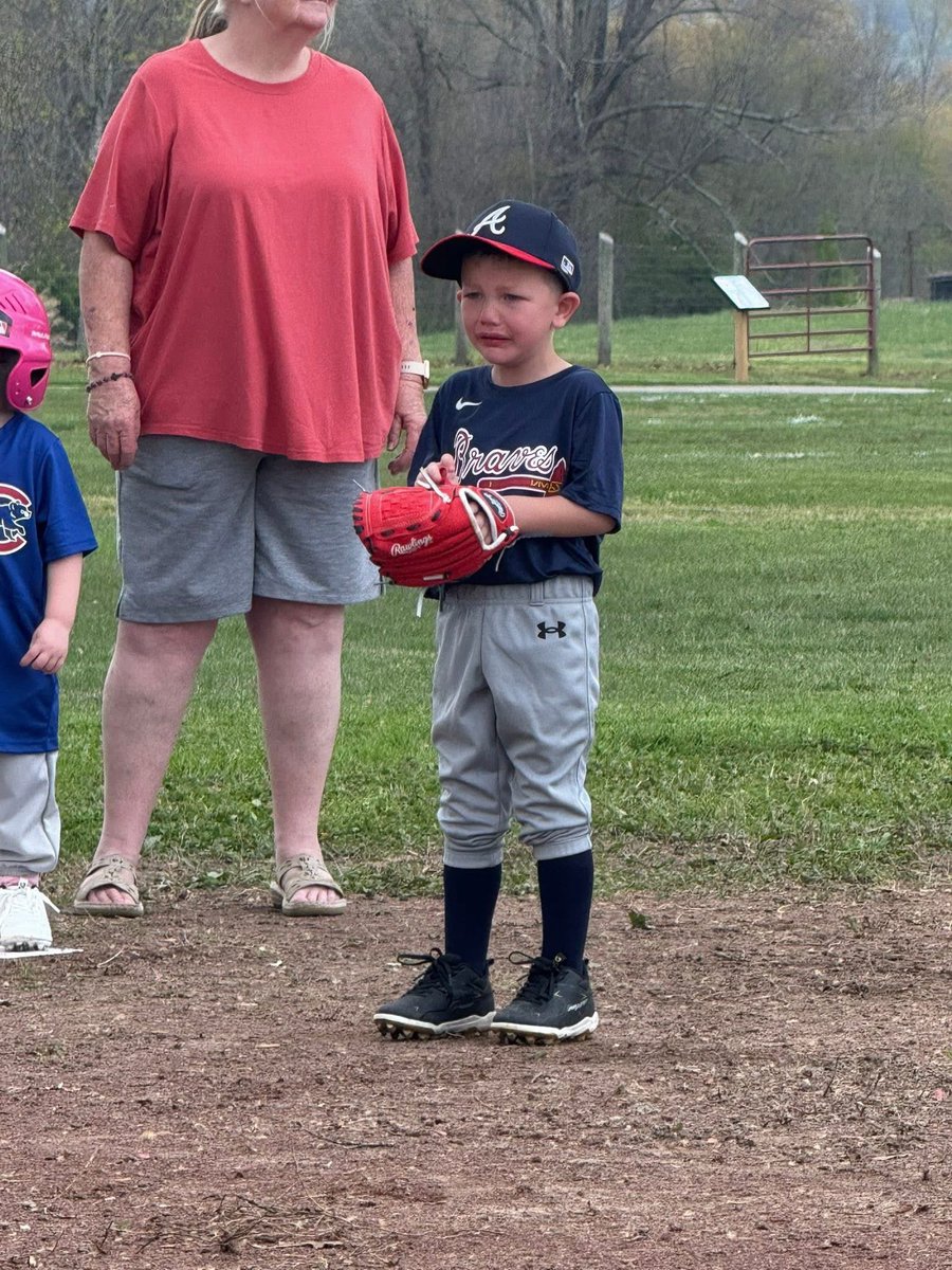Varsity guys picked up a win today and I got to sneak over to watch my son’s first ever T-Ball At-Bat before first pitch. Kid cranked one over the entire infield. He hates playing defense though. Peep the last photo. 😂
Lifetime DH.