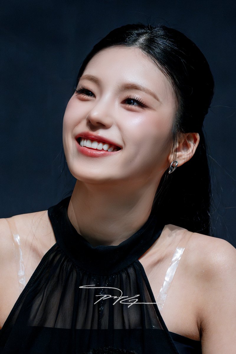 ITZY믿지 tweet media