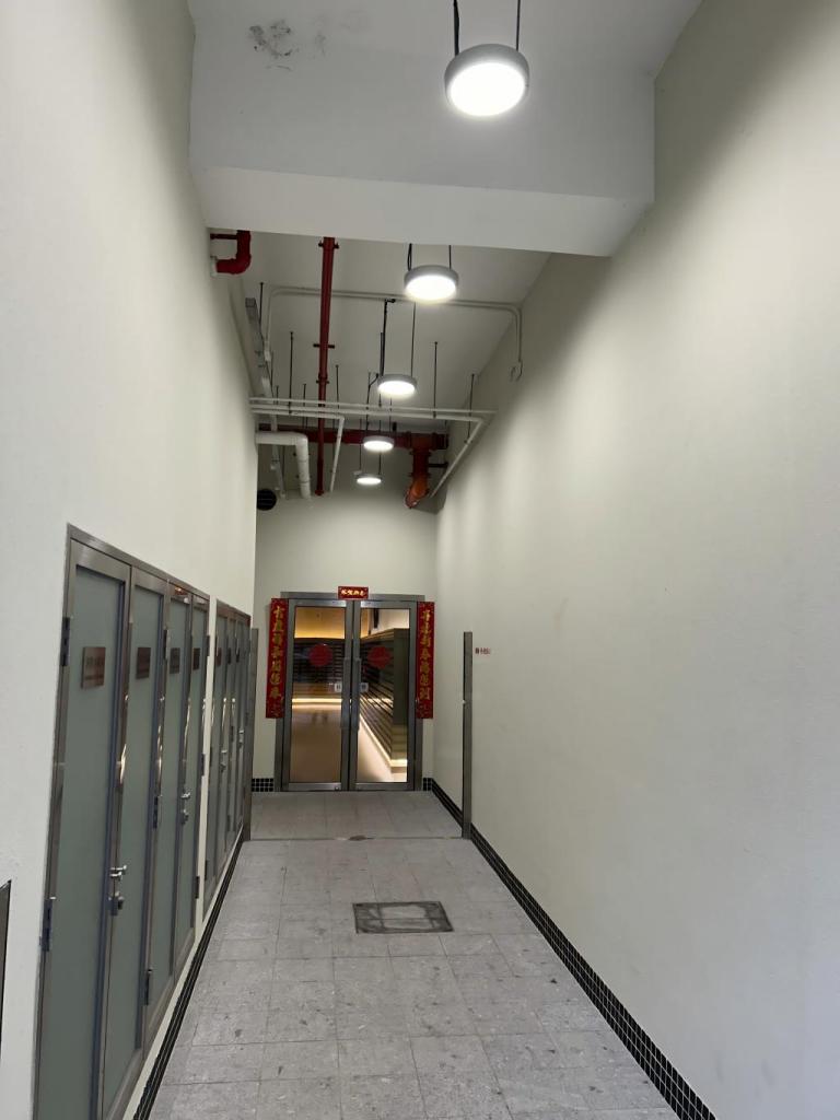 upshinelighting's tweet image. ✨The following pictures show the actual application cases of UPSHINE's LED Batten, LED Ceiling and LED Wall Light products in Macau. 💡💡💡

If you need more details, please feel free to contact us!😊🤝

#upshinelighting #ledbatten #ceilinglight #WallLights #ledsolutions