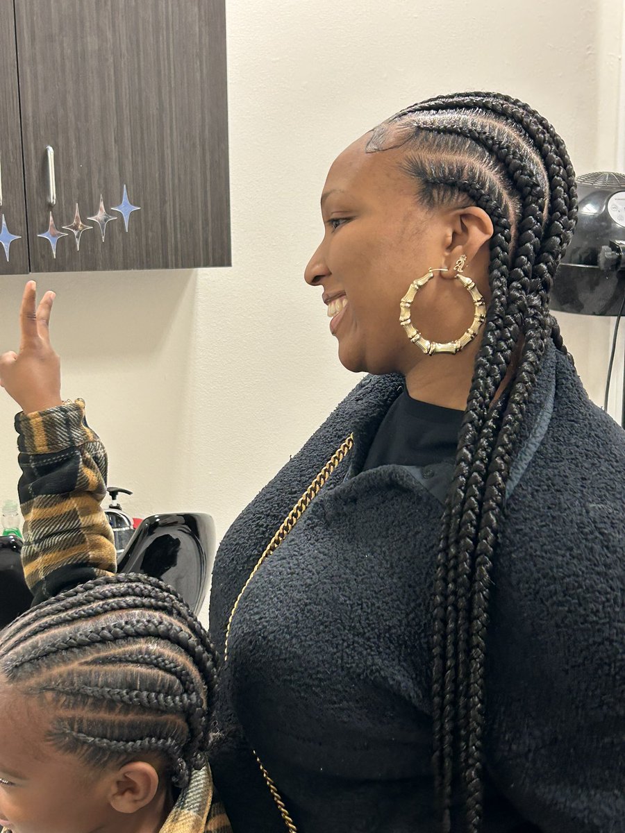 HunnyyyBayeeee's tweet image. Mother Son Duo Book Your Appointments Together 🤗 
#LaBraider #stitchbraids