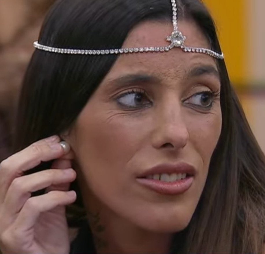 TodoPapucho's tweet photo. No pienso seguir viendo el programa hasta que se vaya Ratalina, cualquier cosa me avisan. TvOff 

#GranHermano https://t.co/ZbbYPWyolm