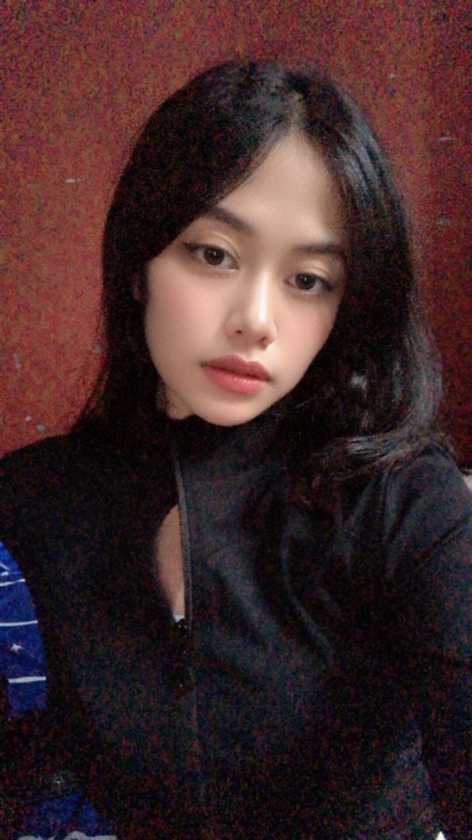 dae gotik tweet media