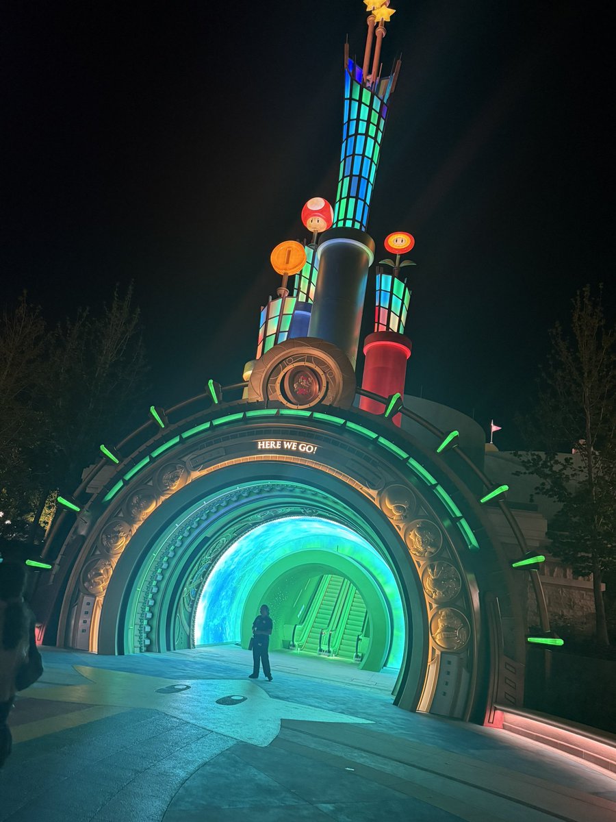 VictoriousB_88's tweet photo. #EpicUniverse @UniversalORL ❤️❤️😮‍💨🫡 Can’t wait to go back 😓 https://t.co/Gzi4lolC8w