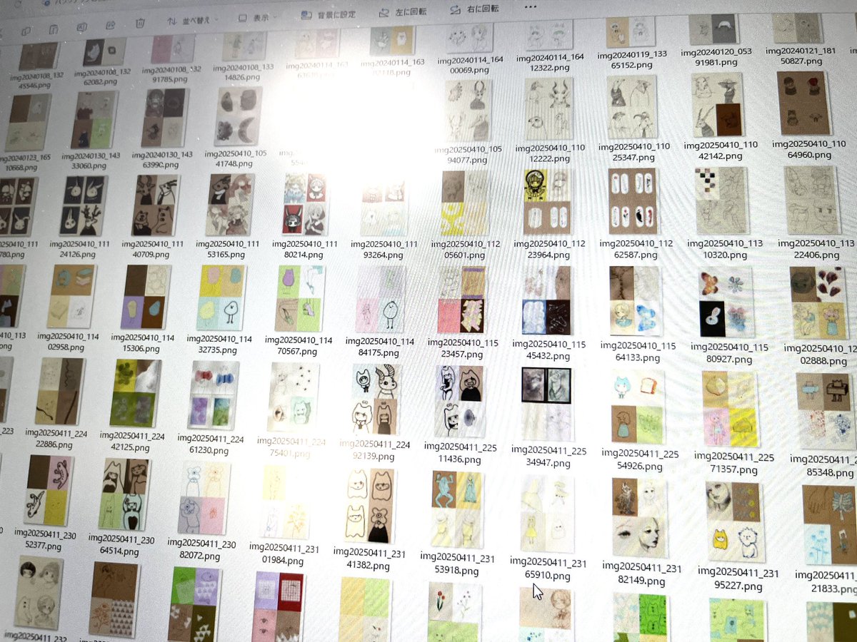 ヤッター🙌
1000枚ドローイング完遂しました👏
一昨年11月から始めて、休み休み描いていたので一年半ぐらいかかりました。
自分の絵の可能性が拡張したので、やって本当に良かったです。
こちらのドローイングは今年10月開催の個展で全部見せます！
お楽しみに〜✨