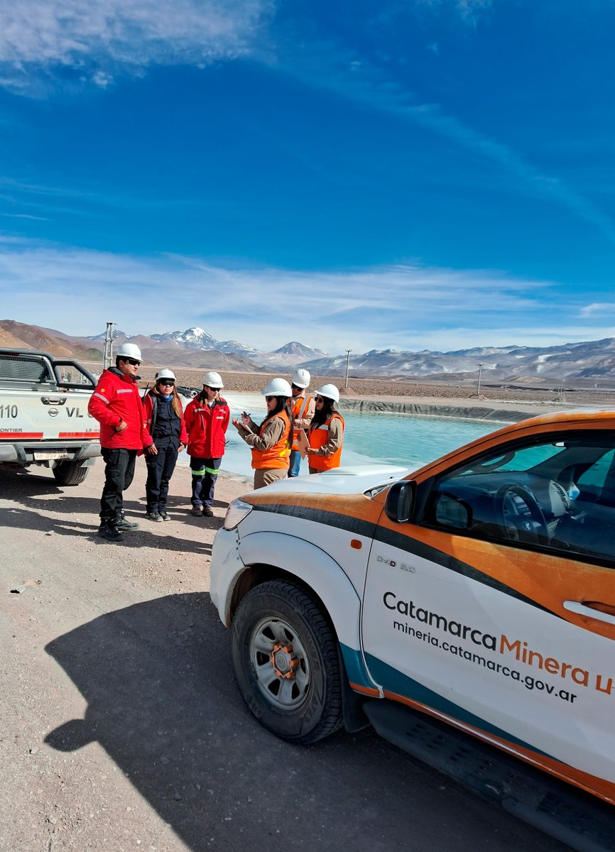 zijinliex's tweet photo. FUTURAS PROFESIONALES DE LA MINERÍA VISITARON EL PROYECTO 3Q
Recibimos la visita de las pasantes del Centro de Control Minero Ambiental (CCMA) de Fiambalá, quienes recorrieron el campamento y el salar del Proyecto 3Q.
#liex #zijin #catamarca #minera https://t.co/NcgWuI5sSj
