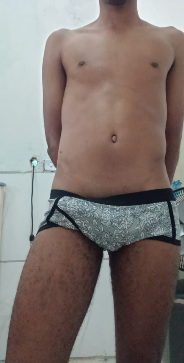 Elfonegro69's tweet photo. Me Mandem o nuds favorito de vcs na dm🙃 https://t.co/6vswb0GqMO