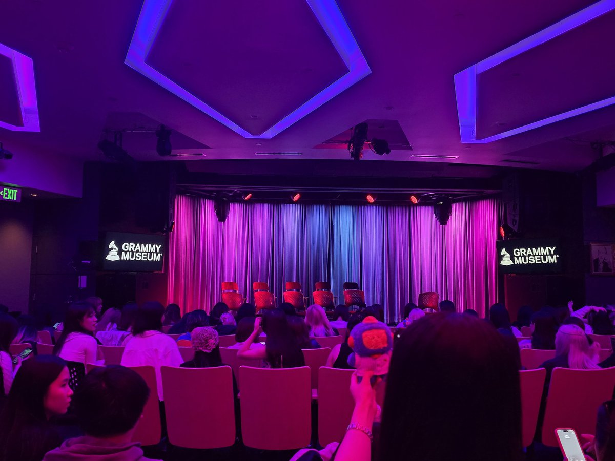 jaeyoshsuksahi's tweet photo. We're here!

TREASURE GLOBAL SPIN LIVE
#TREASUREatGRAMMYMuseum
#TREASURE #트레저 
@treasuremembers https://t.co/1yeHjcbT2a
