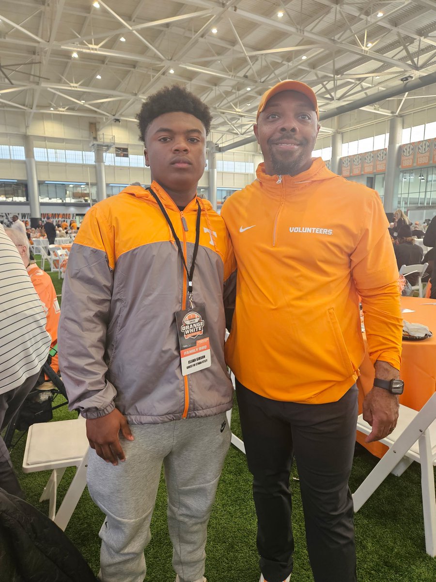 EJ Gibson (@ej_gibson27) on Twitter photo Had a great time in Knoxville for the Orange and White game this past weekend! <a href="/EnsworthFB/">Ensworth Football</a> <a href="/EthanUtley1/">Ethan Utley</a> <a href="/tthasselbeck/">tim hasselbeck</a> <a href="/CoachDSanders/">Dillon Sanders</a> <a href="/PrepRedzoneTN/">Prep Redzone Tennessee</a> <a href="/DeRailSims/">De'Rail Sims</a> <a href="/RileyElite3/">Riley Howard III 🇲🇭</a> <a href="/ItsReggieLane/">Reggie Lane</a> <a href="/CoachDCHudson/">Donnie Hudson</a> <a href="/Vol_Football/">Tennessee Football</a> <a href="/On3sports/">On3</a> <a href="/OnTopAthletics/">OnTopAthletics Inc📚🏈⚾️</a> <a href="/615Preps/">615 Preps</a> Had a great time in Knoxville for the Orange and White game this past weekend! <a href="/EnsworthFB/">Ensworth Football</a> <a href="/EthanUtley1/">Ethan Utley</a> <a href="/tthasselbeck/">tim hasselbeck</a> <a href="/CoachDSanders/">Dillon Sanders</a> <a href="/PrepRedzoneTN/">Prep Redzone Tennessee</a> <a href="/DeRailSims/">De'Rail Sims</a> <a href="/RileyElite3/">Riley Howard III 🇲🇭</a> <a href="/ItsReggieLane/">Reggie Lane</a> <a href="/CoachDCHudson/">Donnie Hudson</a> <a href="/Vol_Football/">Tennessee Football</a> <a href="/On3sports/">On3</a> <a href="/OnTopAthletics/">OnTopAthletics Inc📚🏈⚾️</a> <a href="/615Preps/">615 Preps</a>