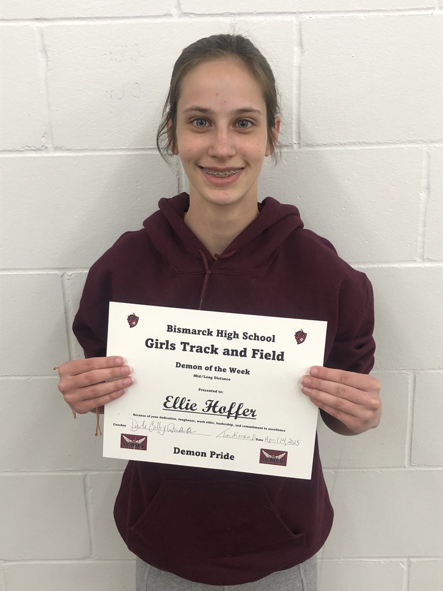 demon_field's tweet photo. Congratulations demons of the week!
SJH-Madison Morey
Distance-Ellie Hoffer
Throws-Jensen Hintz https://t.co/vMUXkQh7jo