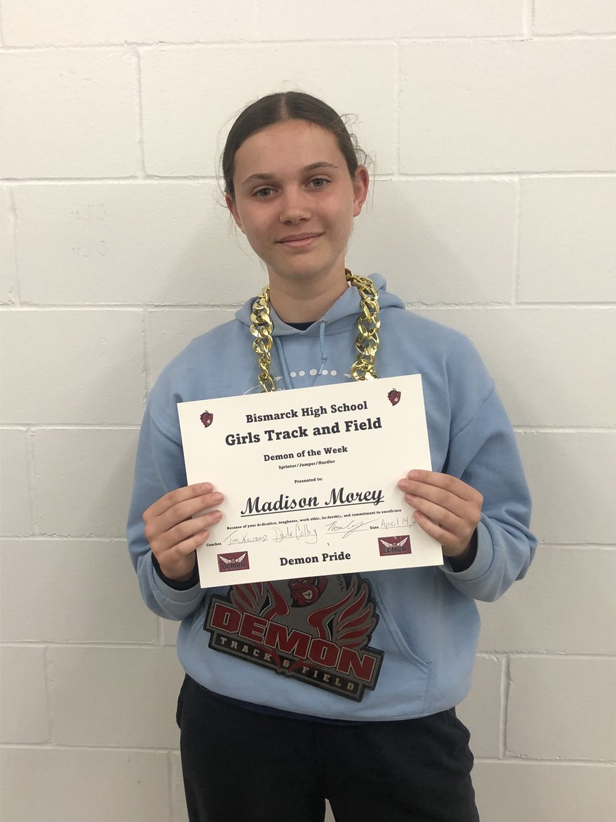 demon_field's tweet photo. Congratulations demons of the week!
SJH-Madison Morey
Distance-Ellie Hoffer
Throws-Jensen Hintz https://t.co/vMUXkQh7jo
