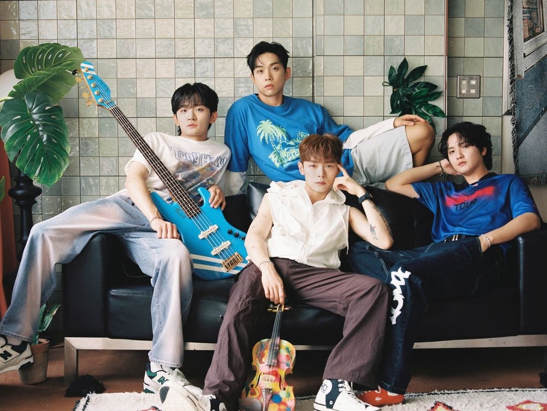 knees were pulverized, guts churning, mind spinning, demons were whispering into my ear when this dropped ..