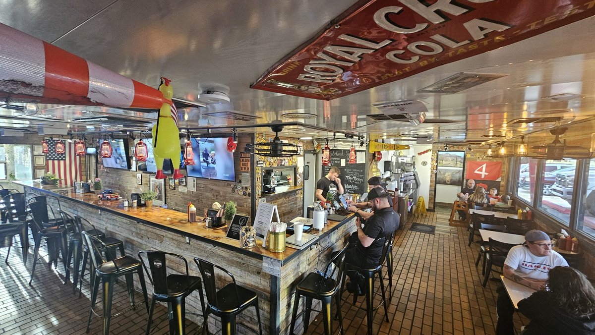 Just upgraded Oklahoma Smoke BBQ to <a href="/SkyTabPOS/">SkyTab</a> powered by <a href="/Shift4/">Shift4</a>. Come check them out on Main St in #MooreOK. Delicious BBQ and try some banana pudding too.
