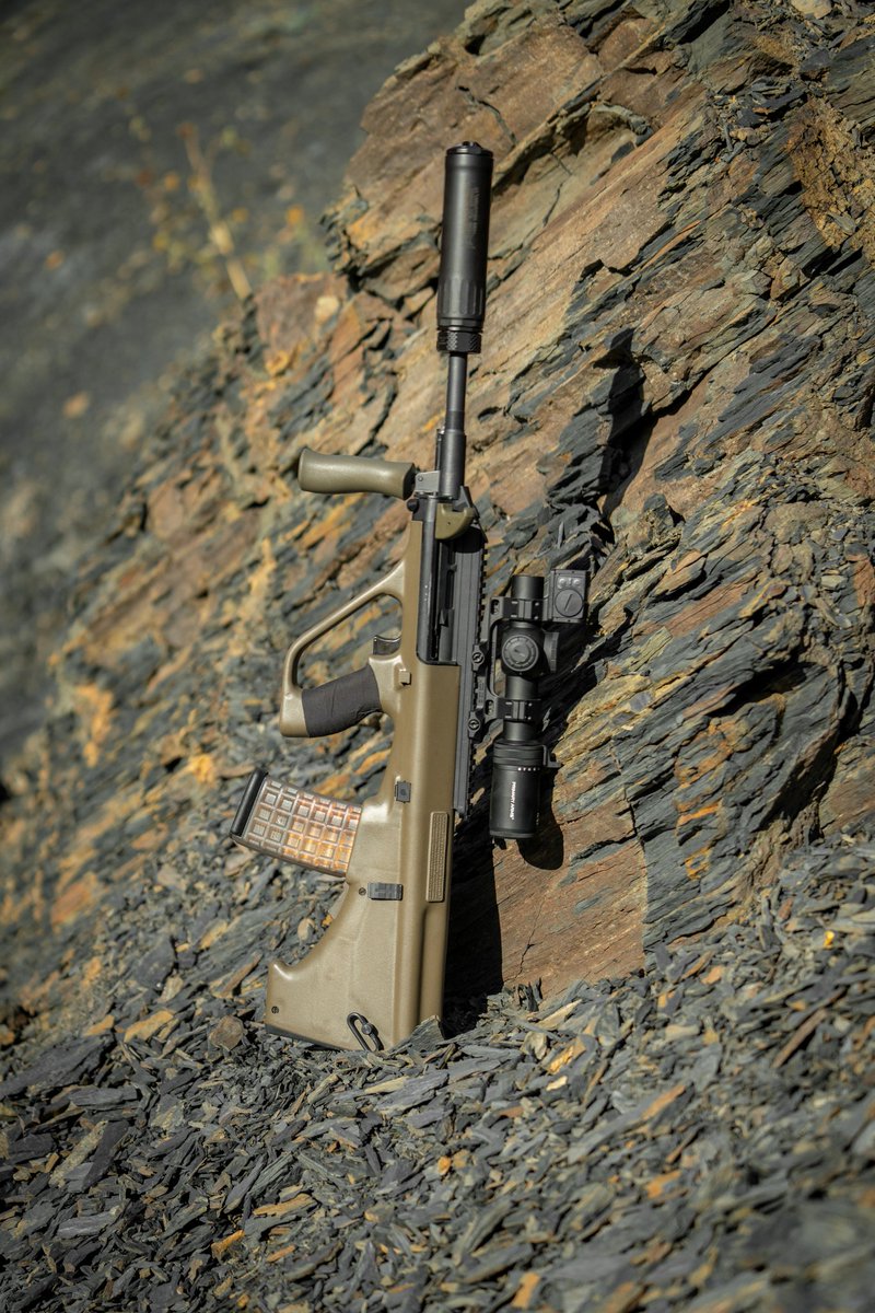 The waffle life isn't for everyone...but it should be!

#steyraug #aug #steyrarms #rangeday #bullpup #notanAR