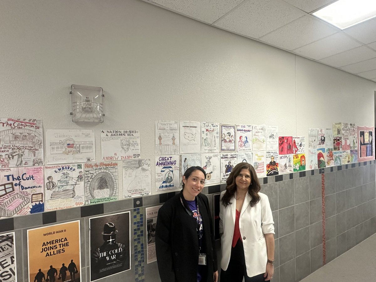 Mr. Desi Gonzales (@desigo13) on Twitter photo 📚Ms. Dominguez, Ms. Bernal and their students created this inspirational hallway to wish their U.S. History students the best of luck tomorrow as they prepare for their EOC Assessments. Soar high Falcons!
#AllIn
#FearTheFalcon
<a href="/Eastlake_HS/">Gilbert R . Martinez</a>
<a href="/bhenderson_EHS/">𝓑𝓮𝓽𝓽𝔂 𝓗𝓮𝓷𝓭𝓮𝓻𝓼𝓸𝓷</a> 📚Ms. Dominguez, Ms. Bernal and their students created this inspirational hallway to wish their U.S. History students the best of luck tomorrow as they prepare for their EOC Assessments. Soar high Falcons!
#AllIn
#FearTheFalcon
<a href="/Eastlake_HS/">Gilbert R . Martinez</a>
<a href="/bhenderson_EHS/">𝓑𝓮𝓽𝓽𝔂 𝓗𝓮𝓷𝓭𝓮𝓻𝓼𝓸𝓷</a>