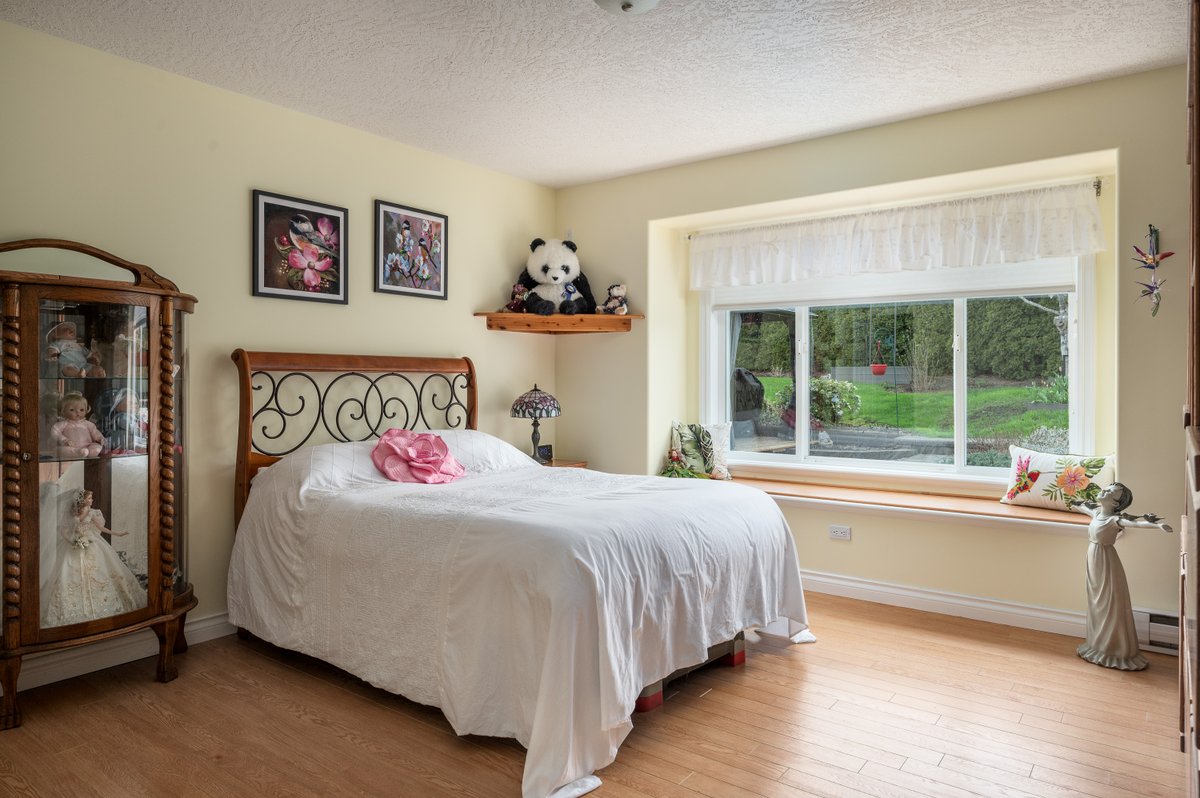 MarinTeam1's tweet photo. 3061 Quailview Pl, Duncan BC
$779,000

Move-in ready and close to everything — it’s the kind of home that just feels right.

👀 LEARN MORE:
https://t.co/jDcJVErLGu

#DuncanBC #VancouverIslandRealEstate #RancherStyleHome #HomeForSale #MarinMarketingTeam https://t.co/n29uOopLet