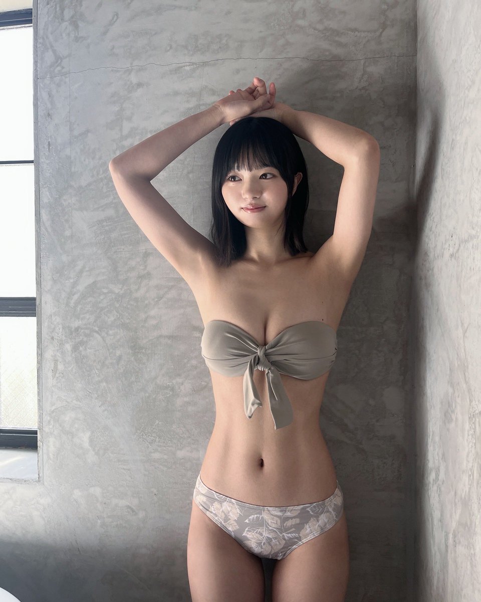 おしらせ 》 本日4月15日発売の週刊FLASHさんに登場しています