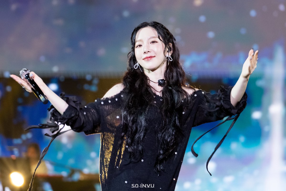 250412 ☺️👋🏻

TAEYEON CONCERT - THE TENSE Jakarta

#TAEYEON #태연 #GirlsGeneration 
#소녀시대 #TheTENSE #TAEYEON_TheTENSE 
#TAEYEON_TheTENSE_in_Jakarta