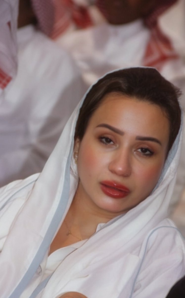 تأكد أن #حلمك ، #شغفك ، #غايتك 
طالما رددتها واردتها ، لم تكن في قلبك عبث وإنما هي سر يختبئ خلفها #الثقه #واليقين ؛ أكمل الطريق وان تعثرت ، بهتّ 
#حصادكم سيأتي وان تأخر #🤍
#سارا_العفيف
#روح_زهرة_الليليوم