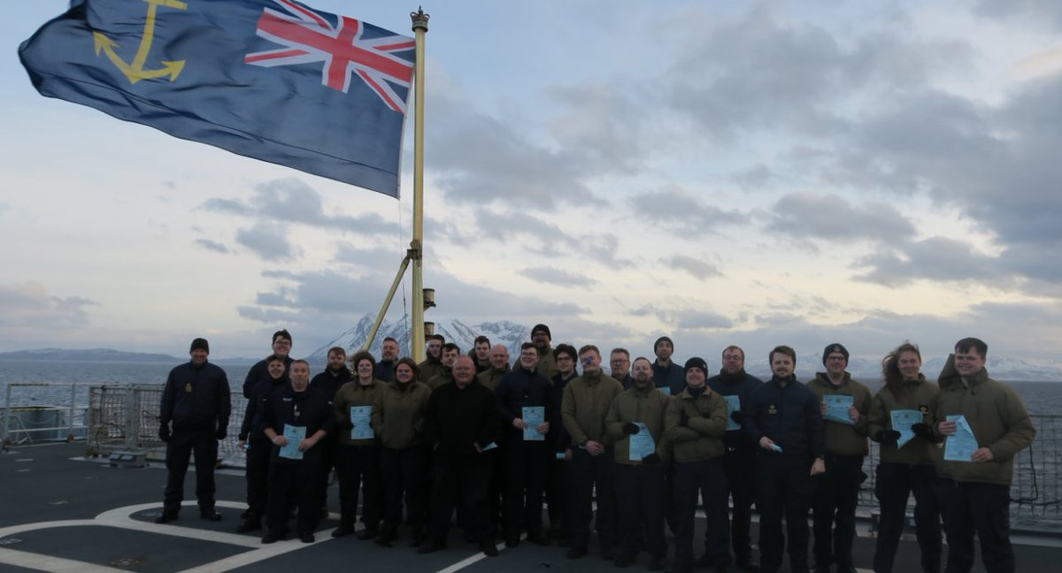 RFALymeBay's tweet image. The crew of @RFALymeBay take part in the Order of the Bluenose ceremony after crossing the Arctic Circle during OP Joint Viking 25. @RFALymeBay - the true King of the North!!!