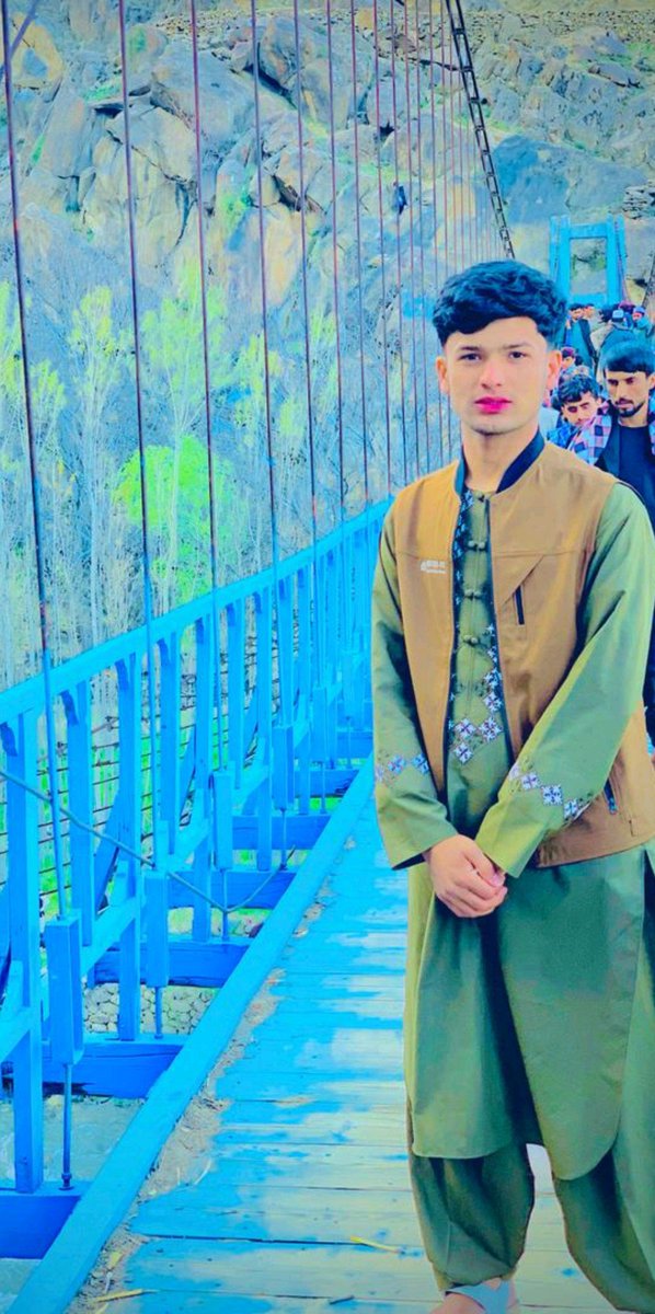 SafiullahYousi1's tweet photo. تاسو یې يو زړه ورکړی ❤️🥀

تازه په فعاليت می شروع وکړه 

🇦🇫🥀🫰
@SafiullahYousi1 https://t.co/au5ePBmmvU