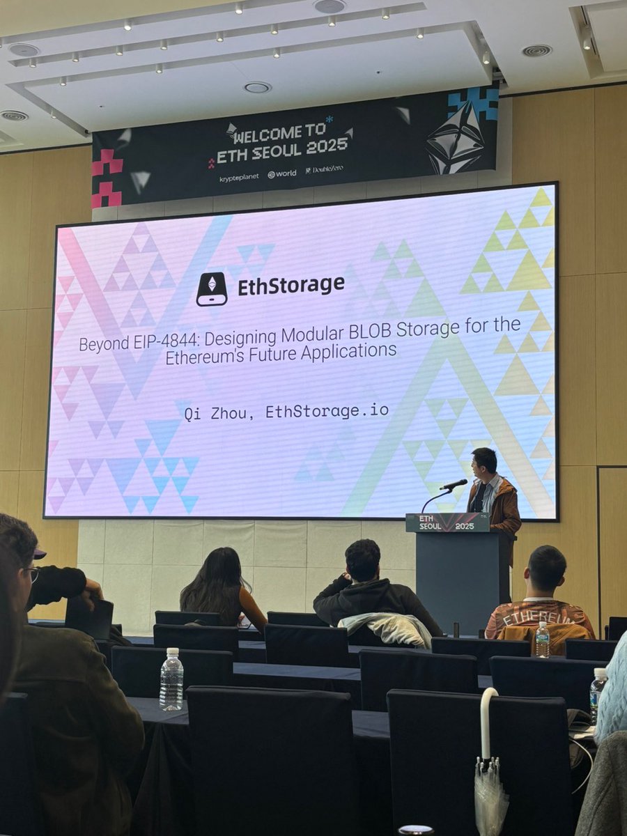 EthStorage's tweet image. Honored to be invited to speak at @eth_seoul_ — our founder, @qc_qizhou, shared a talk on
“Beyond EIP-4844: Designing Modular BLOB Storage for Ethereum’s Future Applications.”

Huge thanks to the @eth_seoul_ team for hosting such an inspiring event!
#EthStorage #EthSeoul #EIP4844…
