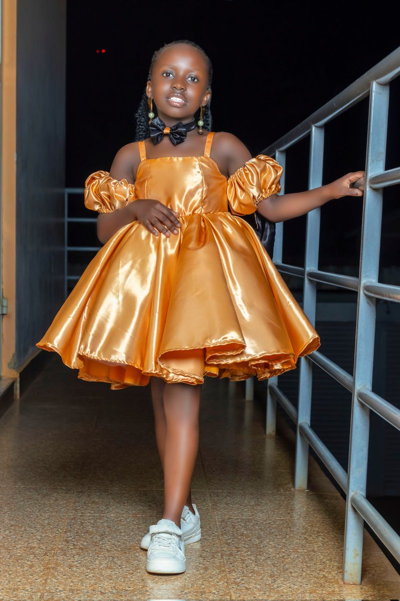 Hey lovelies, for party wears and bridesmaid dresses kindly dont look far because we are here to serve you. Place in your orders
0769252745